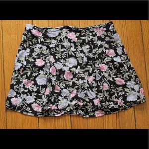 Floral H&M Mini Skirt, Size 6